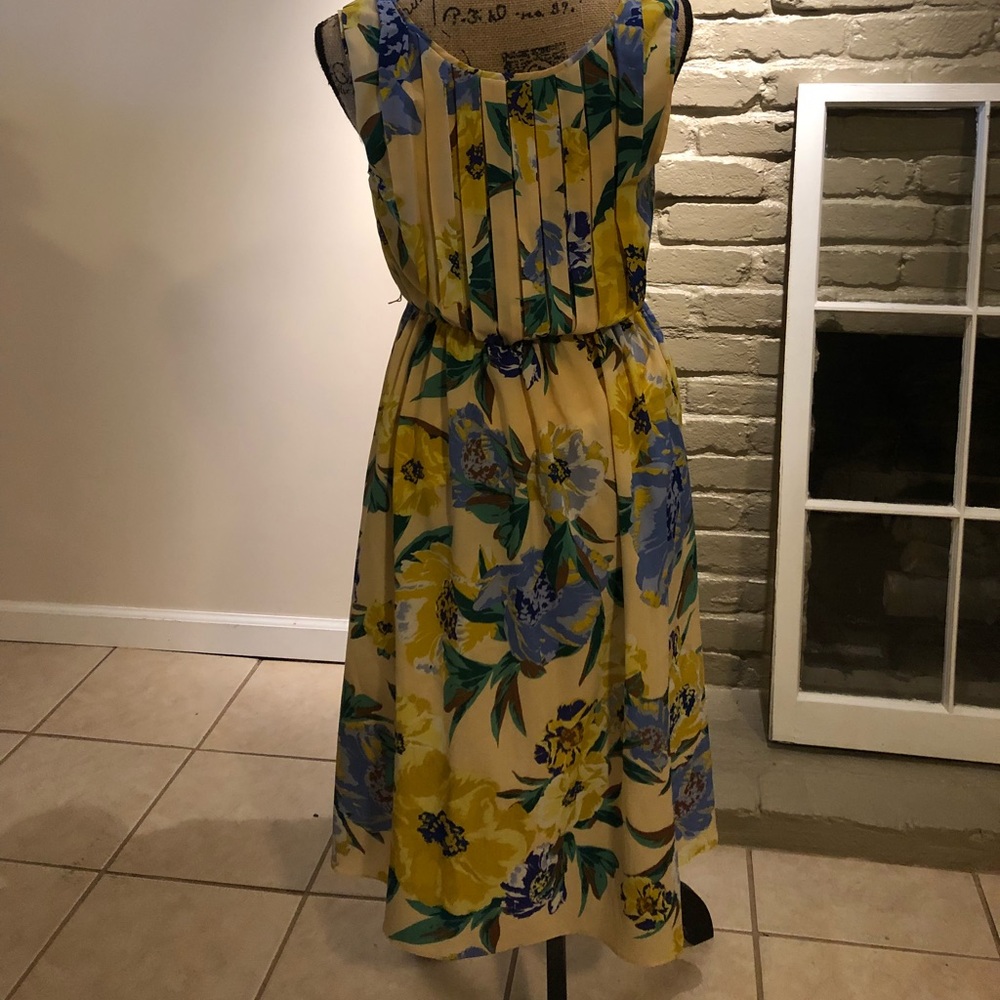 Gibson Latimer floral print dress. - Picture 5 of 5